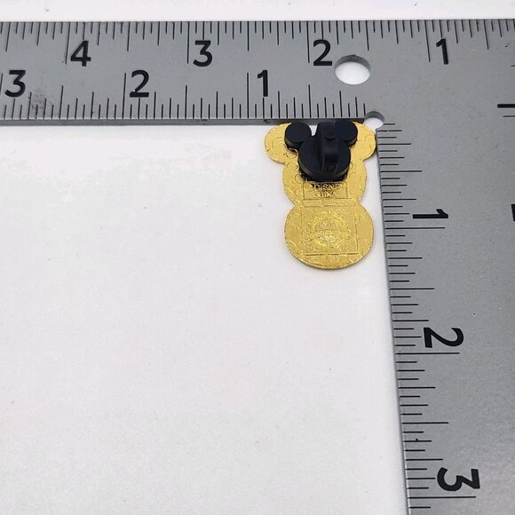 Disney Trading Pin Minnie Mouse Snowman Collection Pin 2009 WDW - Picture 4 of 4